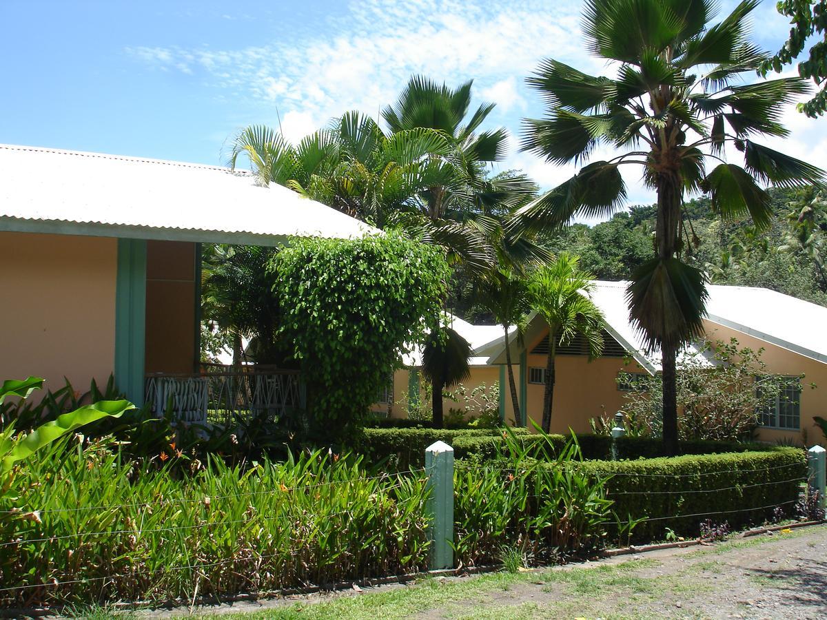 Kootney Resorts Portsmouth Exterior photo